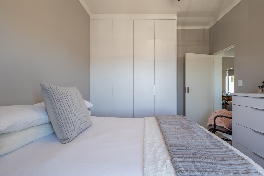 2 Bedroom Property for Sale in Hunters Estate Western Cape